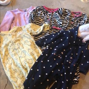 Carter’s 9m Fleece Lot. 4 jammies and 1 w/ hood.